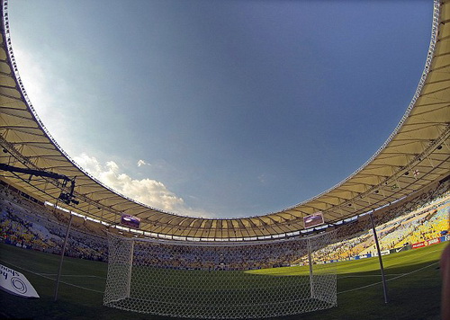 Xe tăng tuột xích, Tam sư gầm vang tại Maracana Xe tăng tuột xích, Tam sư gầm vang tại Maracana