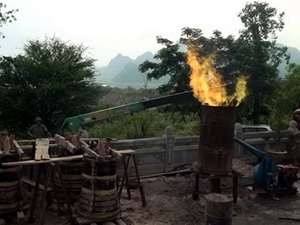 Đúc đại hồng chung tặng các ngôi chùa ở Trường Sa Đúc đại hồng chung tặng các ngôi chùa ở Trường Sa