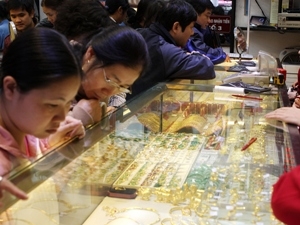 Giá vàng lại quay đầu, giảm 20.000 đồng mỗi lượng