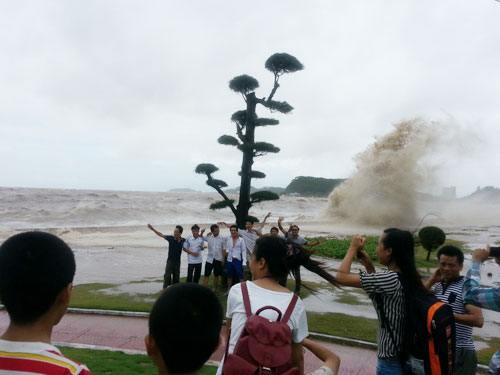 Người dân chủ quan với bão số 2 Người dân chủ quan với bão số 2