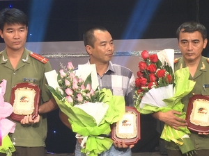 Bế mạc liên hoan Truyền hình Công an nhân dân Bế mạc liên hoan Truyền hình Công an nhân dân