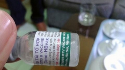 Có nên tiêm vaccine trong 24 giờ sau sinh?