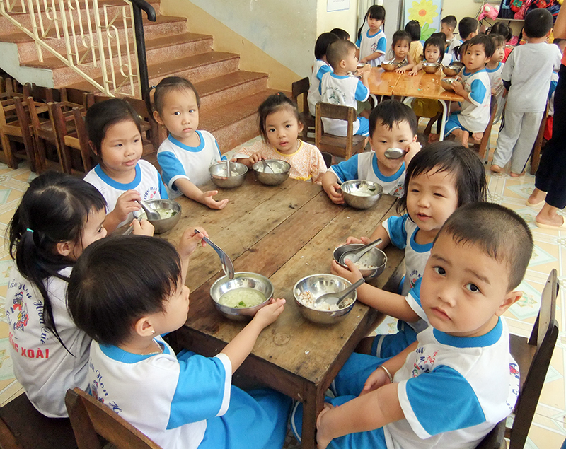 Bao giờ trẻ 5 tuổi ở Đồng Phú được hỗ trợ tiền ăn trưa? Bao giờ trẻ 5 tuổi ở Đồng Phú được hỗ trợ tiền ăn trưa?