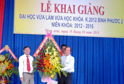 Khai giảng lớp đại học vừa làm vừa học khóa K.2012 Khai giảng lớp đại học vừa làm vừa học khóa K.2012