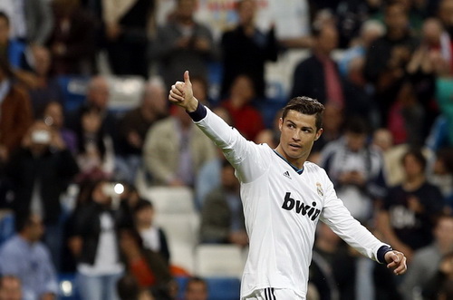 Real Madrid vất vả lội ngược dòng Real Madrid vất vả lội ngược dòng
