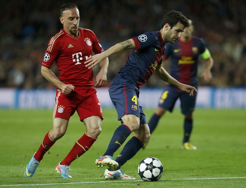 Bayern Munich tiếp tục hạ nhục Barca tại Nou Camp
