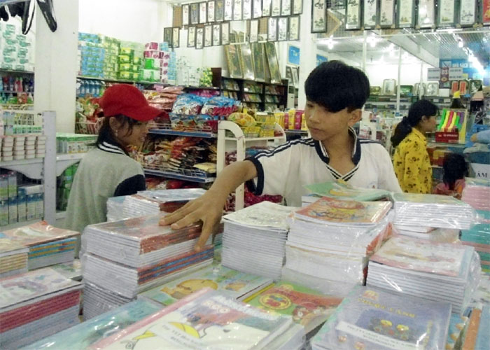 Nhà sách Hùng Vương đồng loạt giảm giá mùa tựu trường Nhà sách Hùng Vương đồng loạt giảm giá mùa tựu trường