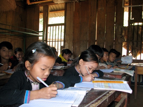 7 đối tượng học sinh, sinh viên sẽ được hưởng trợ cấp xã hội 7 đối tượng học sinh, sinh viên sẽ được hưởng trợ cấp xã hội