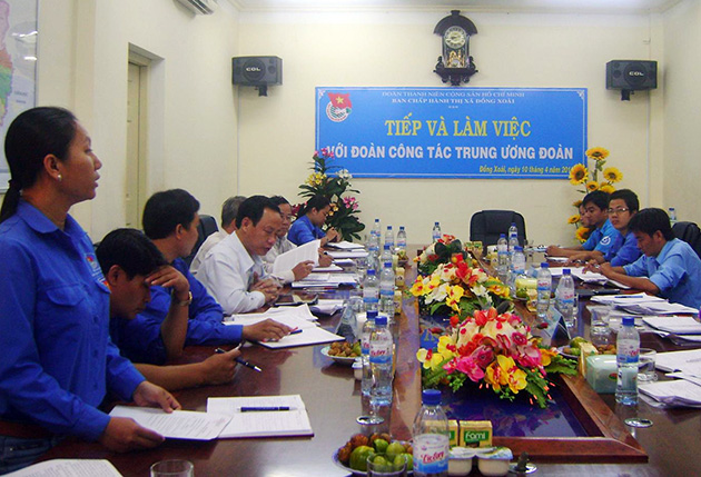 203 bí thư, phó bí thư chi đoàn thôn ấp bỏ việc 203 bí thư, phó bí thư chi đoàn thôn ấp bỏ việc