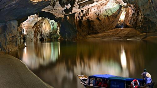 Động Phong Nha - điểm du lịch xuất sắc thế giới 2013 Động Phong Nha - điểm du lịch xuất sắc thế giới 2013