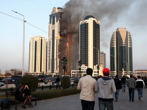 Tòa nhà cao 40 tầng tại Chechnya bốc cháy dữ dội Tòa nhà cao 40 tầng tại Chechnya bốc cháy dữ dội