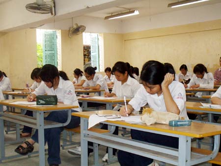 Miễn thi Ngoại ngữ trong xét tốt nghiệp THPT 2015 Miễn thi Ngoại ngữ trong xét tốt nghiệp THPT 2015