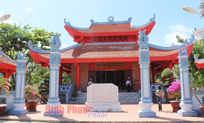 Thủ phủ tiền tiêu Thủ phủ tiền tiêu