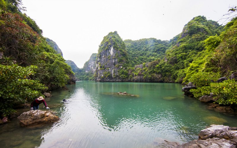 Tiềm năng du lịch từ các hồ, áng trên Vịnh Hạ Long