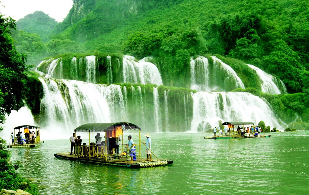 Thác Bản Giốc - tiên cảnh mê hồn giữa chốn trần gian