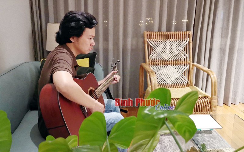 Tiếng hát… át dịch bệnh