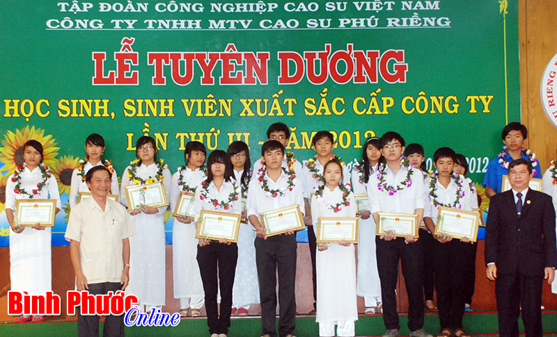 tiepsucnhunguocmoTC.jpg