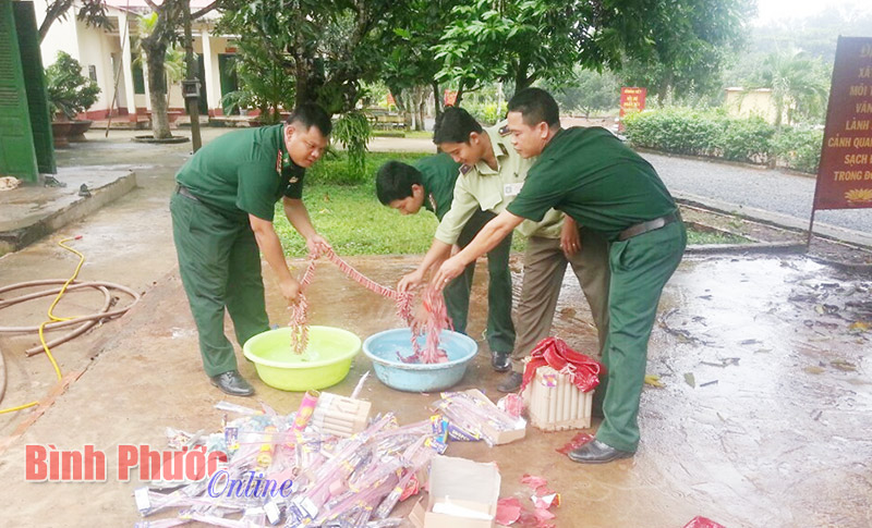 Tiêu hủy 30kg pháo nổ, pháo hoa Tiêu hủy 30kg pháo nổ, pháo hoa