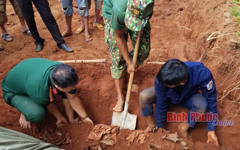 Tìm thấy hài cốt liệt sĩ tại Lộc Ninh Tìm thấy hài cốt liệt sĩ tại Lộc Ninh