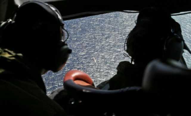 Australia công bố báo cáo khẳng định không tìm thấy máy bay MH370 Australia công bố báo cáo khẳng định không tìm thấy máy bay MH370