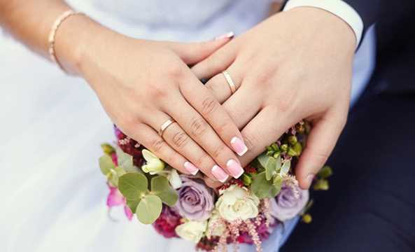 Hôn nhân là liều thuốc bổ ngăn ngừa bệnh tim mạch và đột quỵ