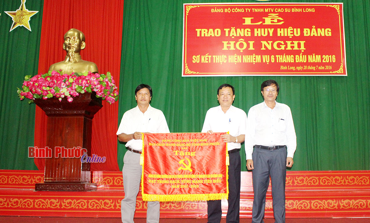 tin28720166.jpg