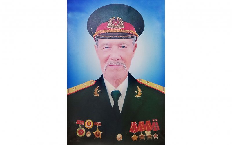 TIN BUỒN TIN BUỒN
