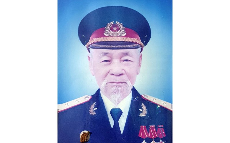TIN BUỒN TIN BUỒN