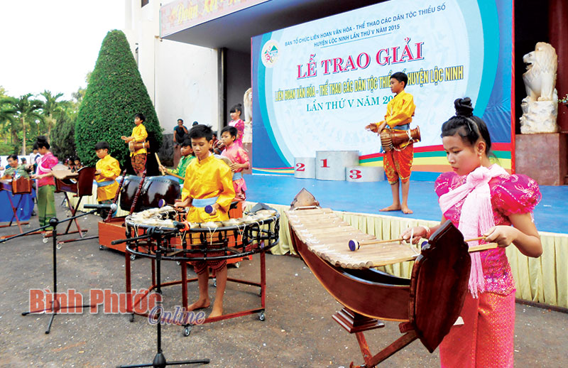 tinanh1541021042015105315.jpg