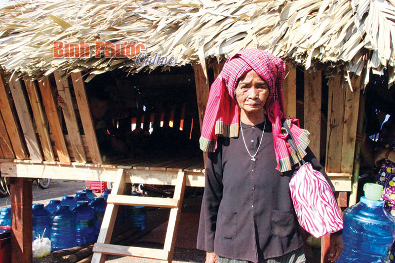 Bà Thị Sơri mong muốn hát ru của người Xê Tiêng không bị lãng quên