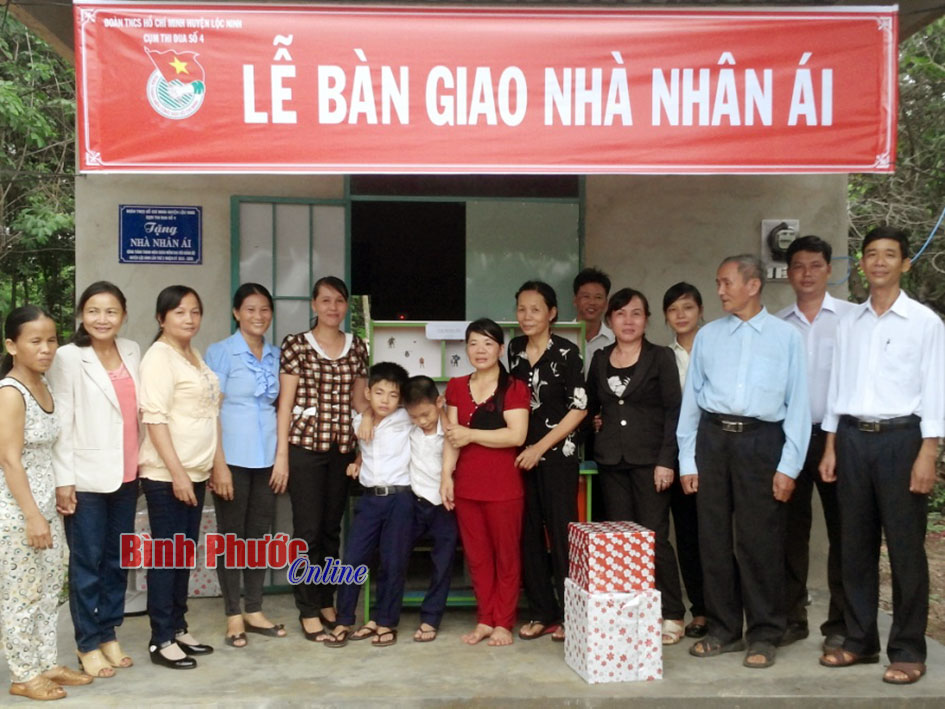 Huyện đoàn Lộc Ninh: Hoàn thành 8/10 căn nhà nhân ái