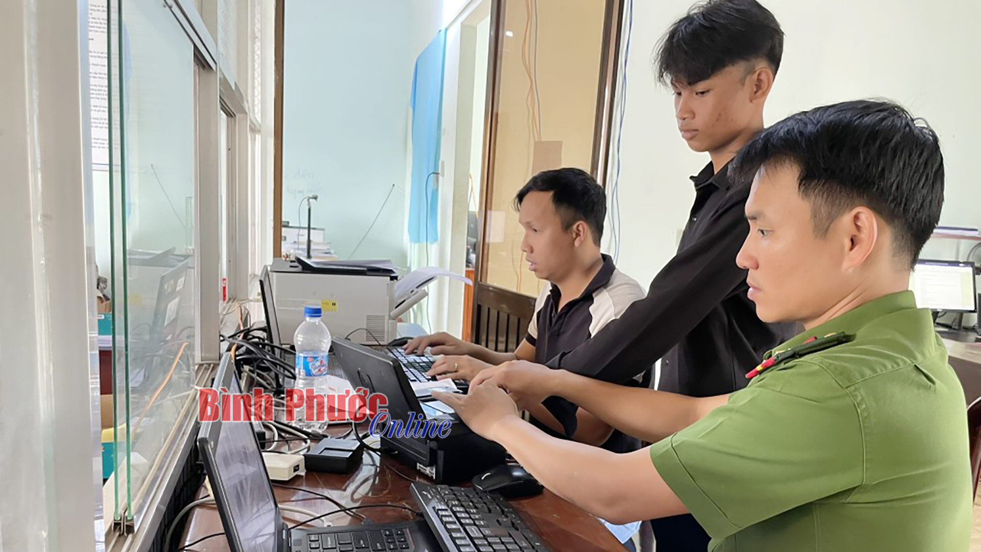 Tỉnh toàn diện, xã vững mạnh, bám cơ sở Tỉnh toàn diện, xã vững mạnh, bám cơ sở