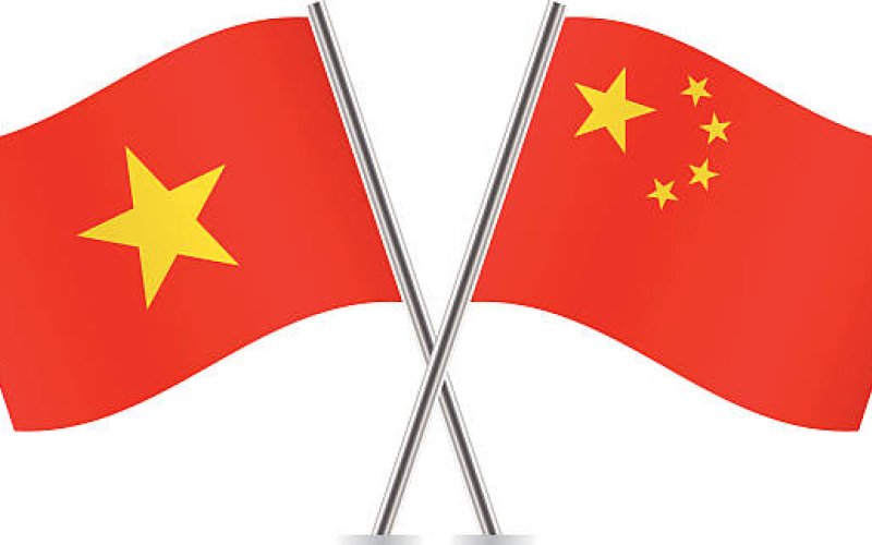 Tô thắm 16 chữ vàng