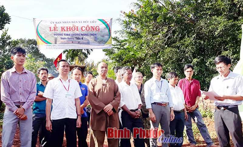 Thôn 4, xã Đức Liễu: Khởi công tuyến đường “Ý Đảng, lòng dân”