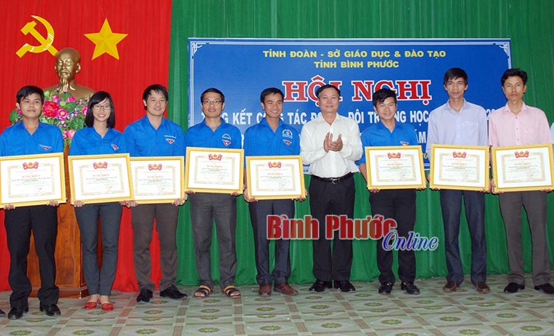 Tổng kết công tác đoàn, đội khối trường học