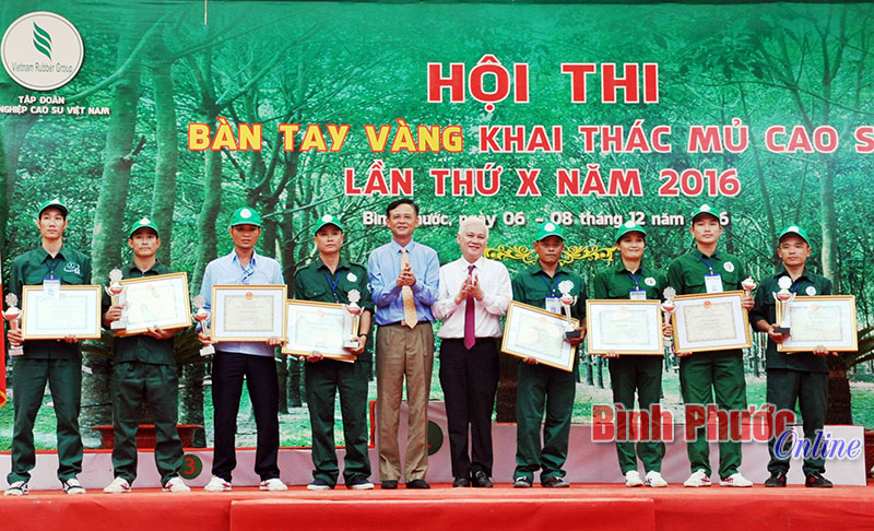 tonvinh.jpg