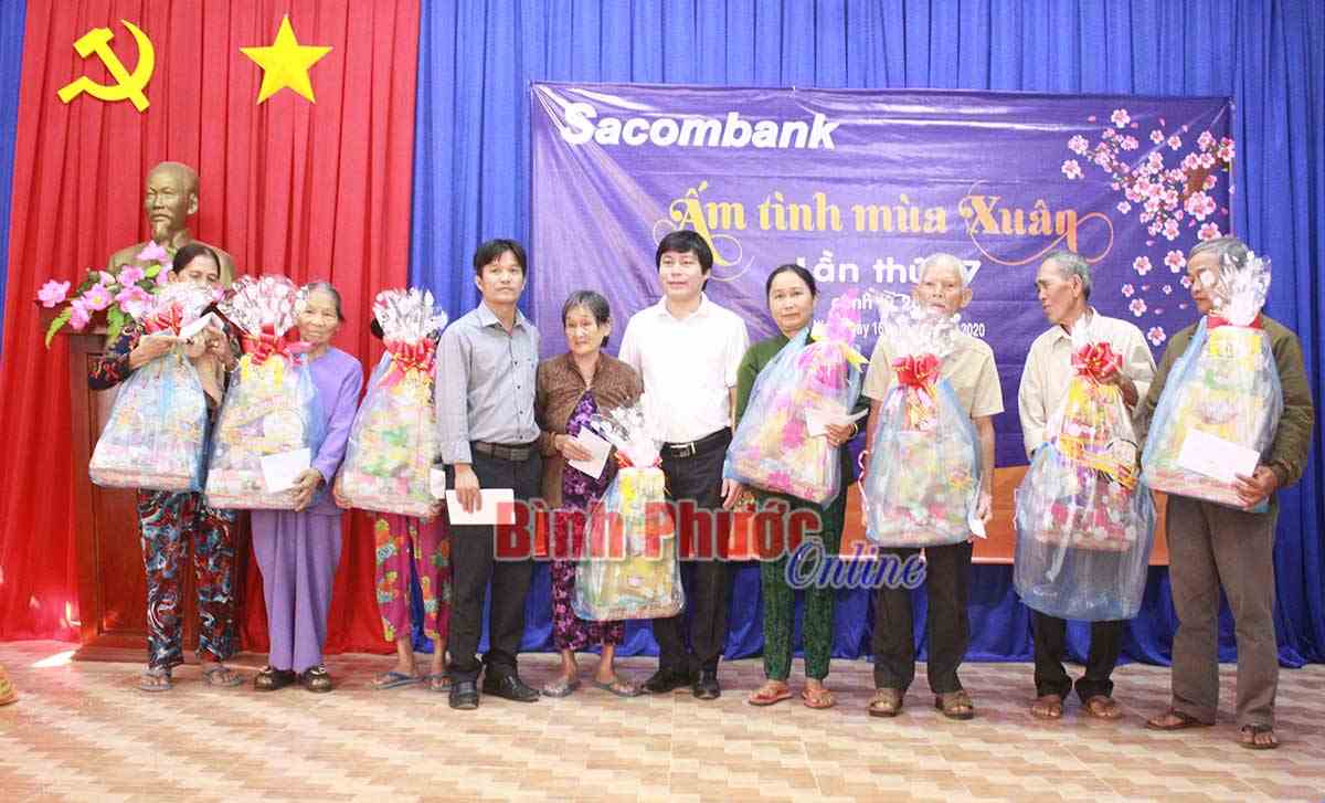 Ấm tình mùa xuân cùng Sacombank Ấm tình mùa xuân cùng Sacombank
