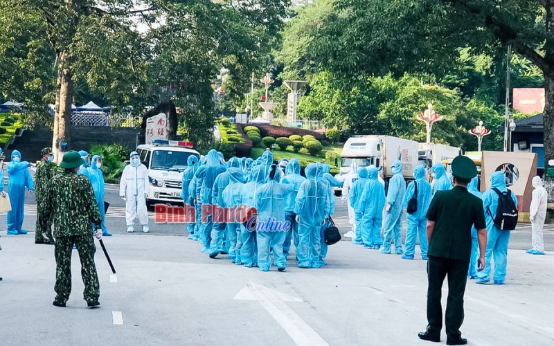 Trao trả 7 công dân Trung Quốc nhập cảnh trái phép Trao trả 7 công dân Trung Quốc nhập cảnh trái phép