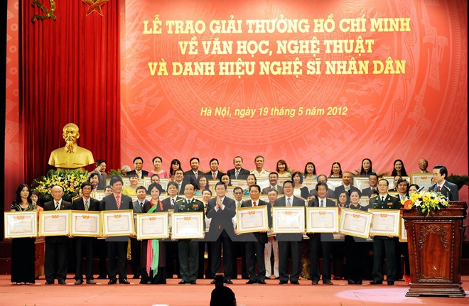 Thủ tướng lập Hội đồng xét tặng danh hiệu nghệ sĩ và nghệ nhân Thủ tướng lập Hội đồng xét tặng danh hiệu nghệ sĩ và nghệ nhân