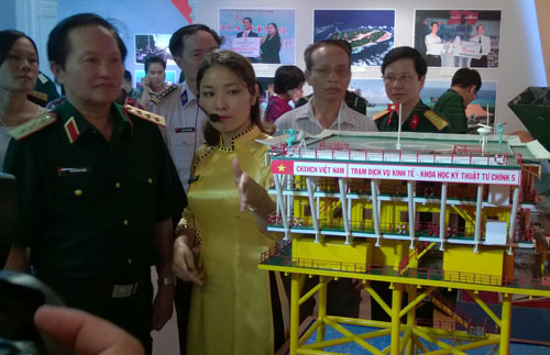 trien-lam-hsts-28272916072014075522.jpg