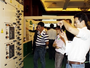 Triển lãm ảnh “Thắm tình hữu nghị Việt Nam - Lào - Campuchia” Triển lãm ảnh “Thắm tình hữu nghị Việt Nam - Lào - Campuchia”