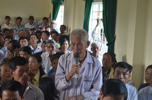 Nhiều người tự nhận đánh chết nghi can trộm chó Nhiều người tự nhận đánh chết nghi can trộm chó