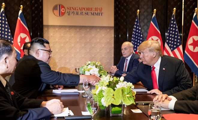Ông Kim Jong-un cam kết phi hạt nhân hóa hoàn toàn bán đảo Triều Tiên