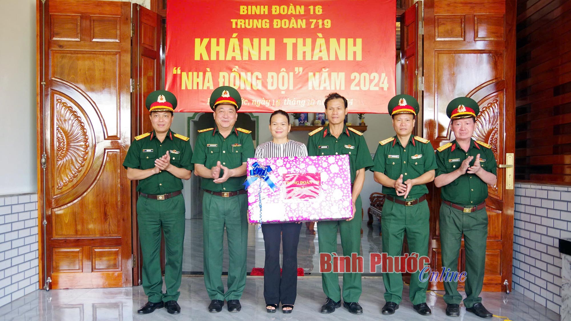 Trung đoàn 719 khánh thành 5 căn nhà đồng đội Trung đoàn 719 khánh thành 5 căn nhà đồng đội