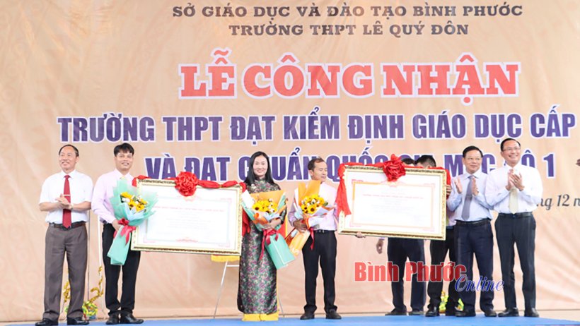 Trường THPT Lê Quý Đôn đạt chuẩn quốc gia
