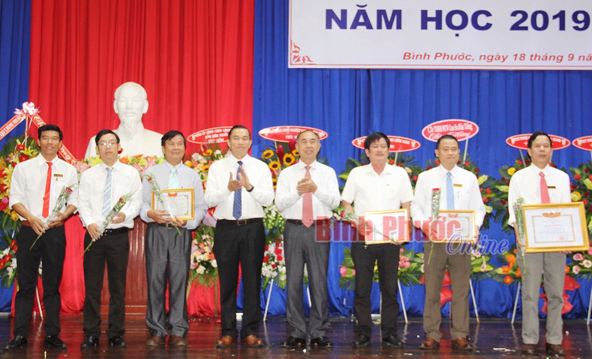 Trường cao đẳng Công nghiệp cao su khai giảng năm học mới