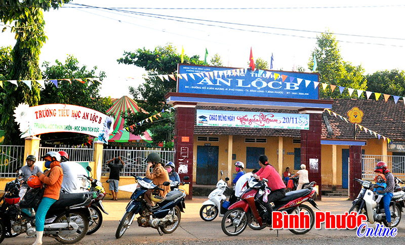 TRƯỜNG TIỂU HỌC AN LỘC B: Lạm dụng chủ trương xã hội hóa? (Bài 1) TRƯỜNG TIỂU HỌC AN LỘC B: Lạm dụng chủ trương xã hội hóa? (Bài 1)