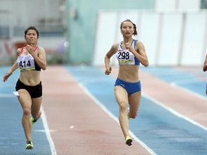 Khai mạc Giải vô địch điền kinh quốc gia năm 2013 Khai mạc Giải vô địch điền kinh quốc gia năm 2013