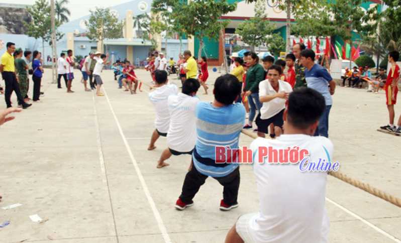 Đại hội thể dục thể thao tỉnh: TX. Phước Long dẫn đầu bộ môn điền kinh Đại hội thể dục thể thao tỉnh: TX. Phước Long dẫn đầu bộ môn điền kinh