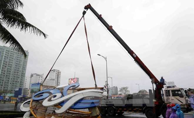 Đà Nẵng khẩn trương khắc phục hậu quả mưa bão, sẵn sàng cho APEC 2017